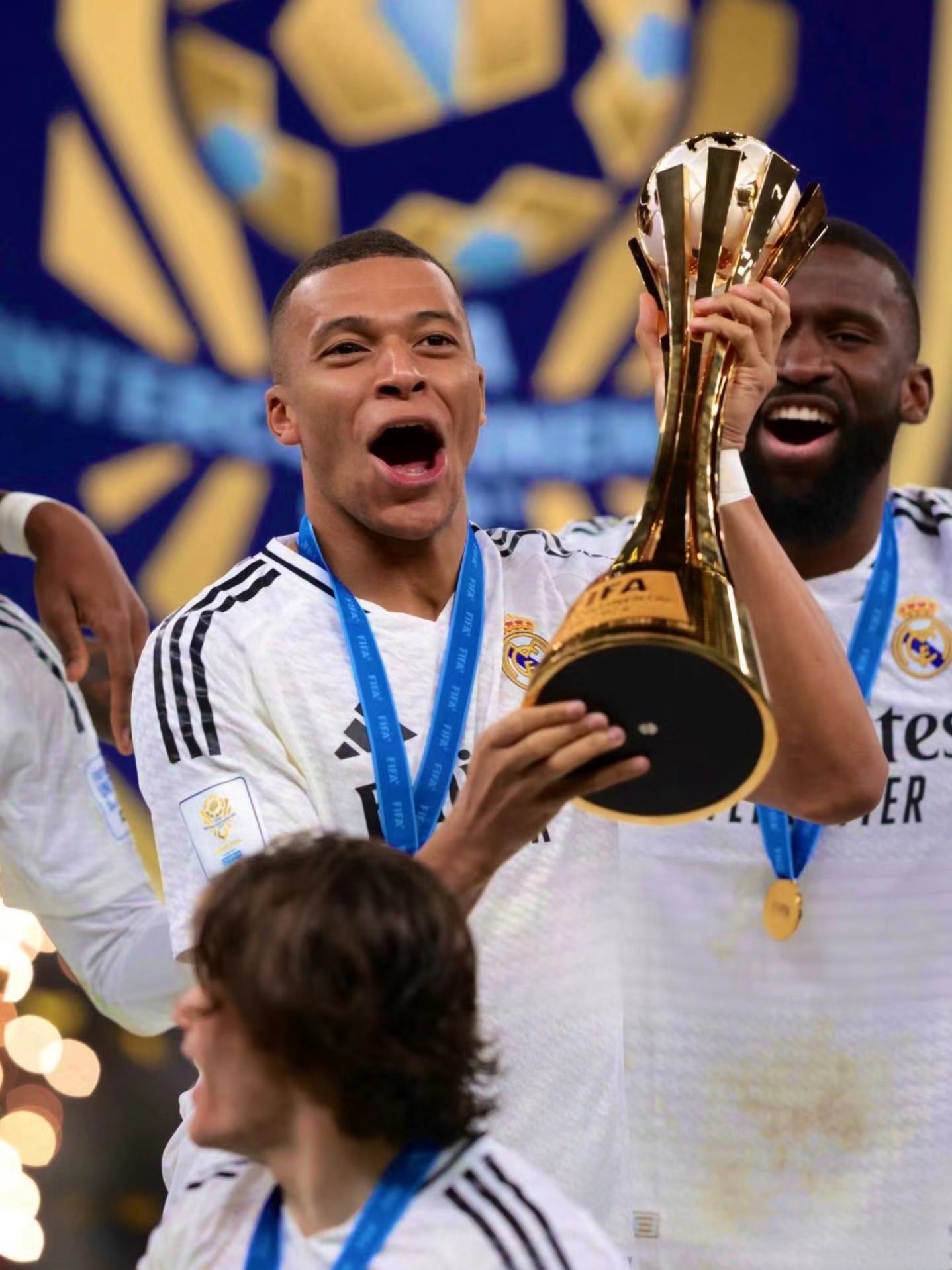 他们在防守 他们在防守