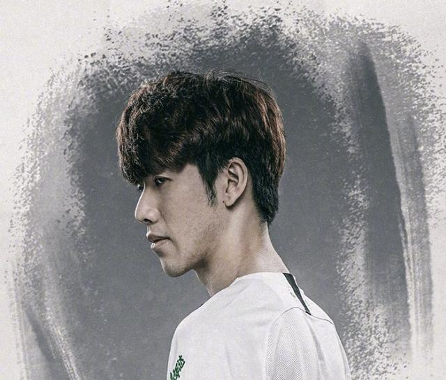 穆迪：当你在场下看库里缔造神迹时 必须提醒自己仍是比赛一部分.