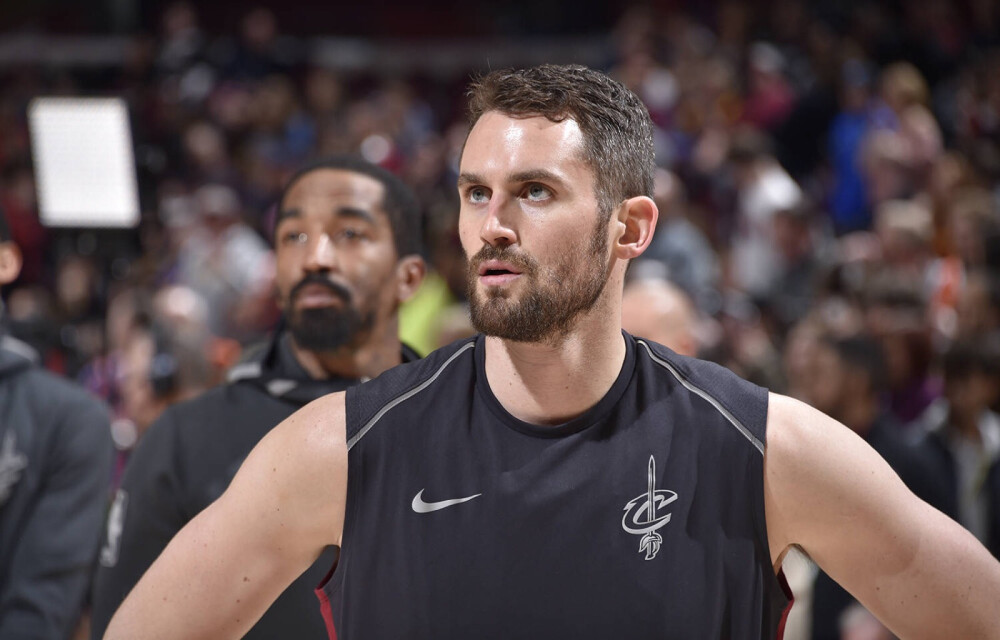 不仅激励着 不仅激励着