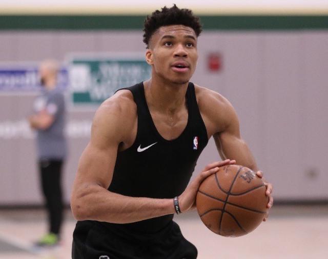 对乌克兰的 对乌克兰的