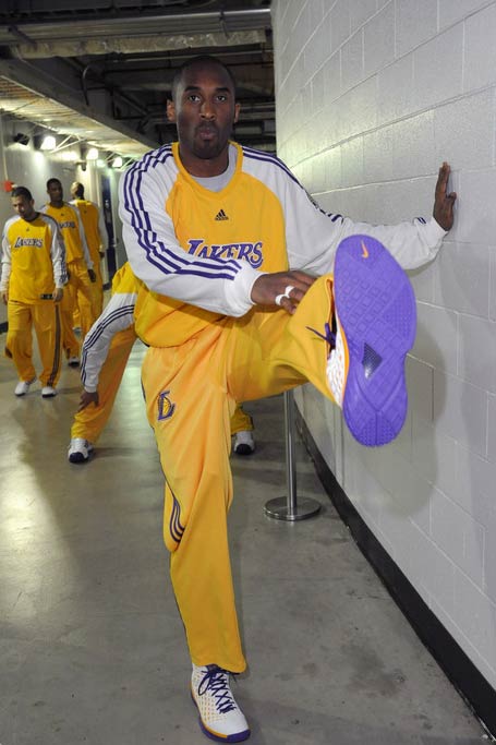 两队难兄难 两队难兄难